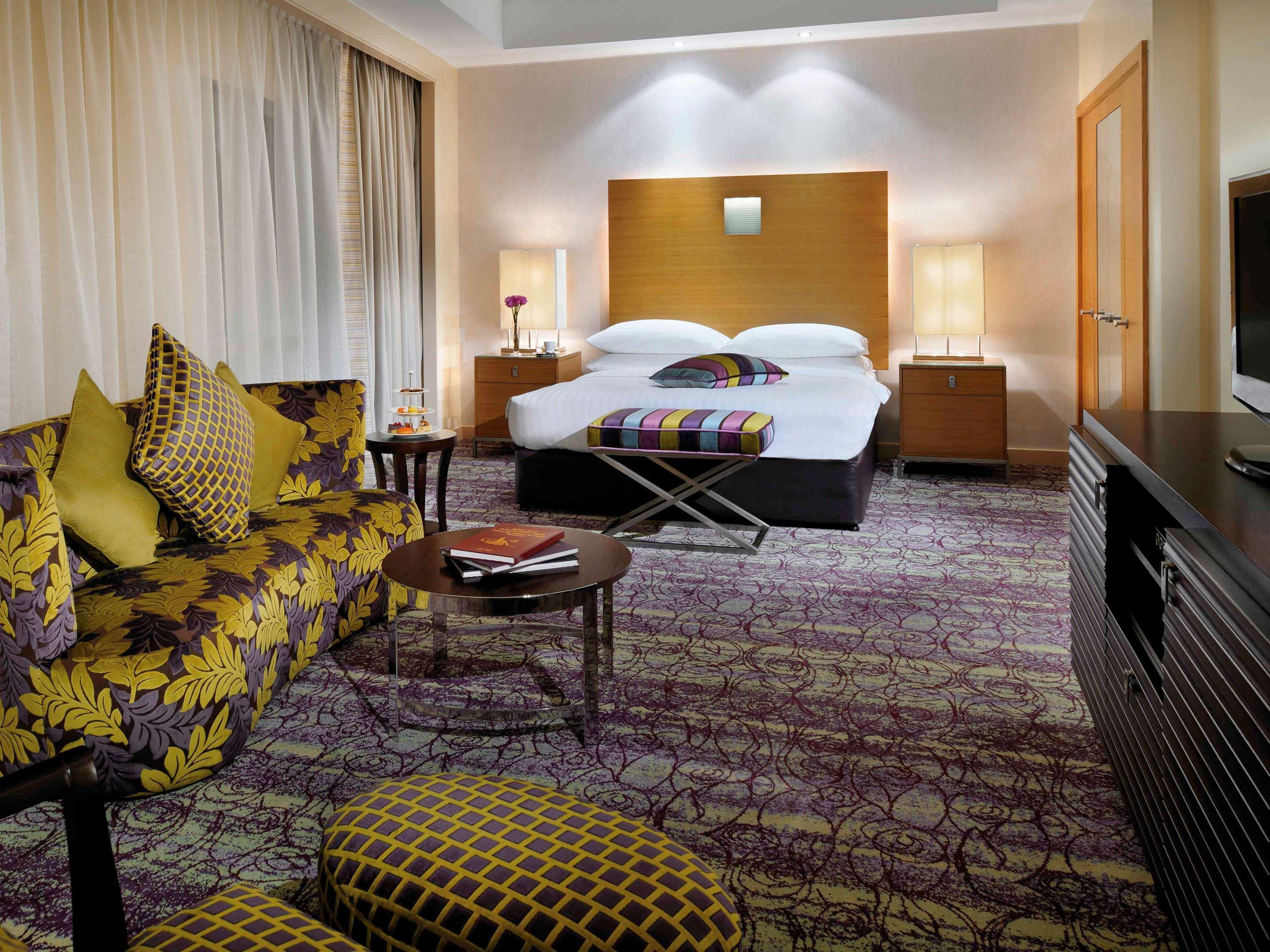 Qabila Westbay Hotel By Marriott Doha Exterior foto A suite at the hotel