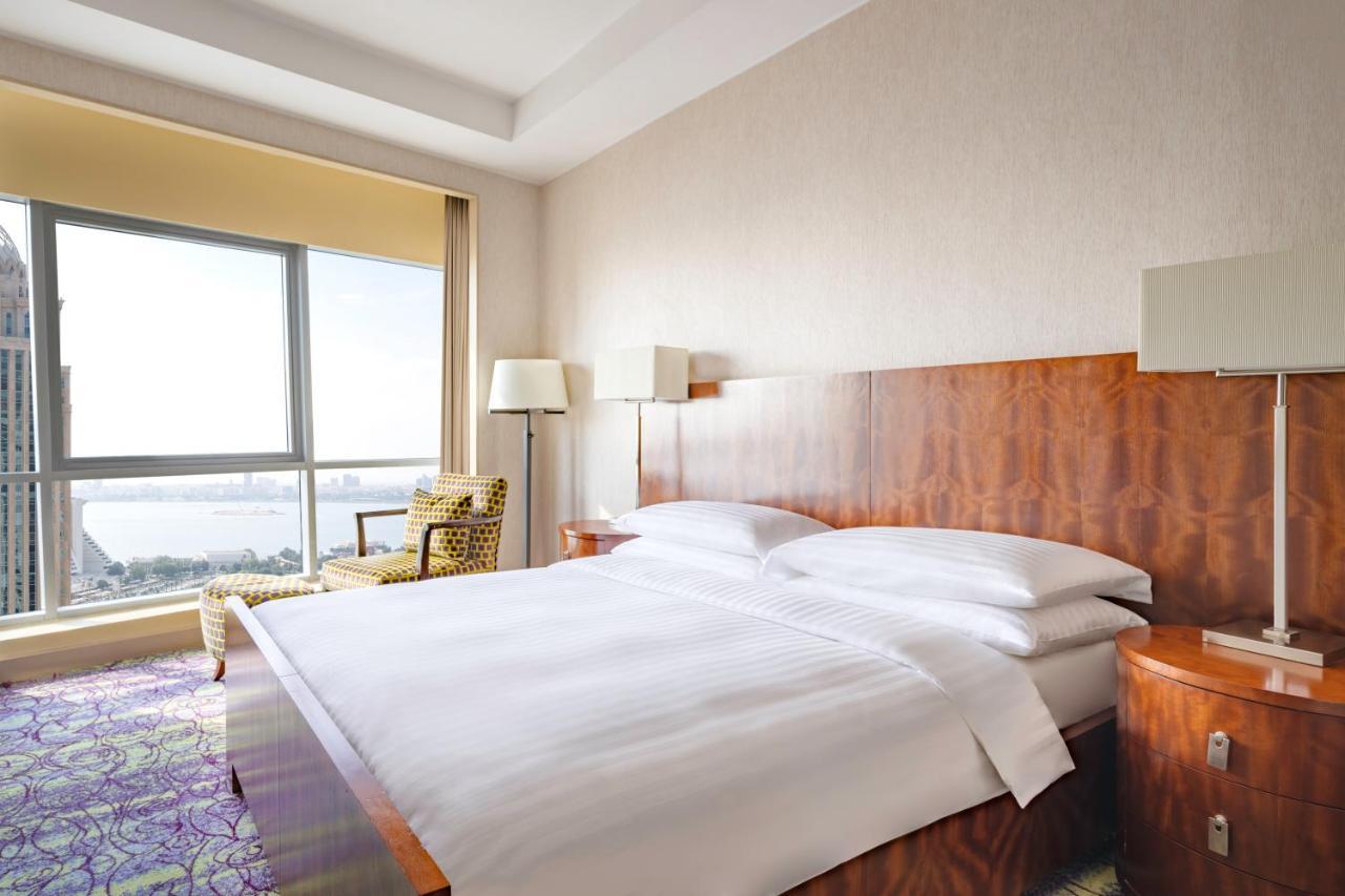 Qabila Westbay Hotel By Marriott Doha Exterior foto A bedroom at the hotel
