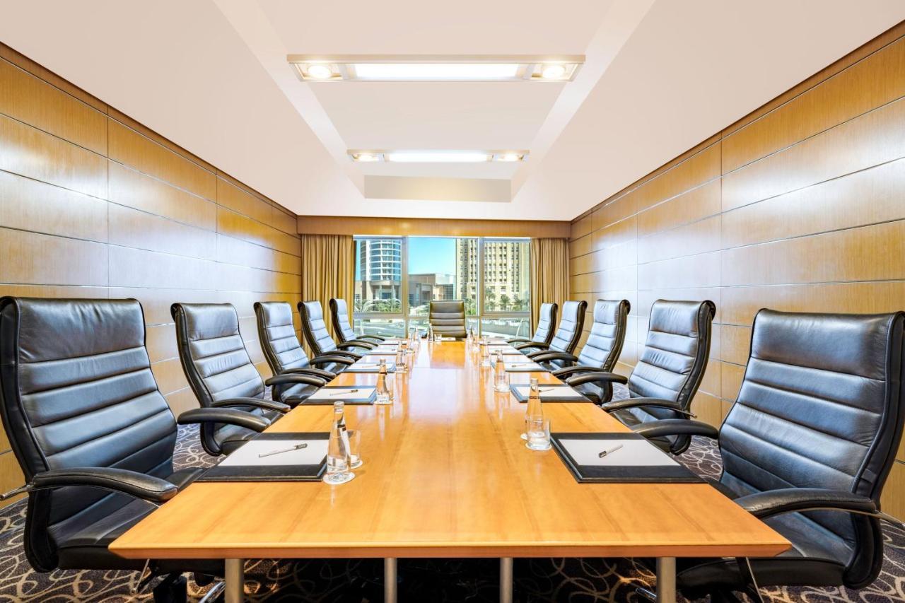 Qabila Westbay Hotel By Marriott Doha Exterior foto Meeting room