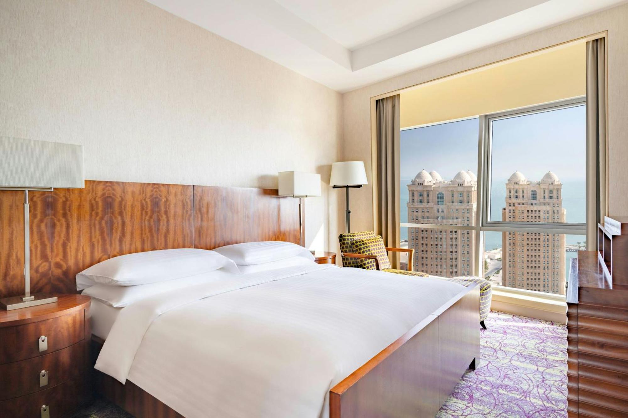 Qabila Westbay Hotel By Marriott Doha Exterior foto A bedroom at the Jumeirah Atlantis